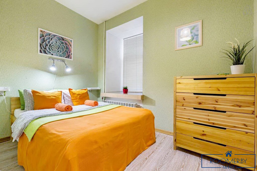 Квартира на сутки в Минске на улице Мельникайте, 12 спальня