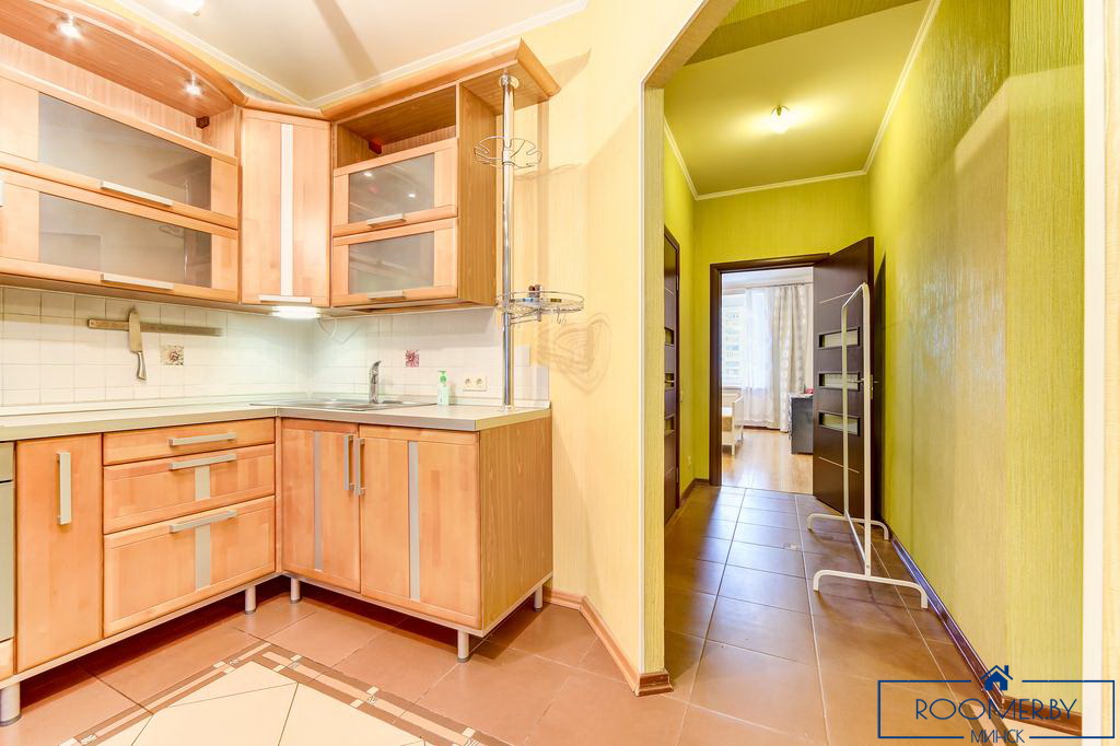 Квартира на сутки в Минске на улице Скрыганова 2 кухня