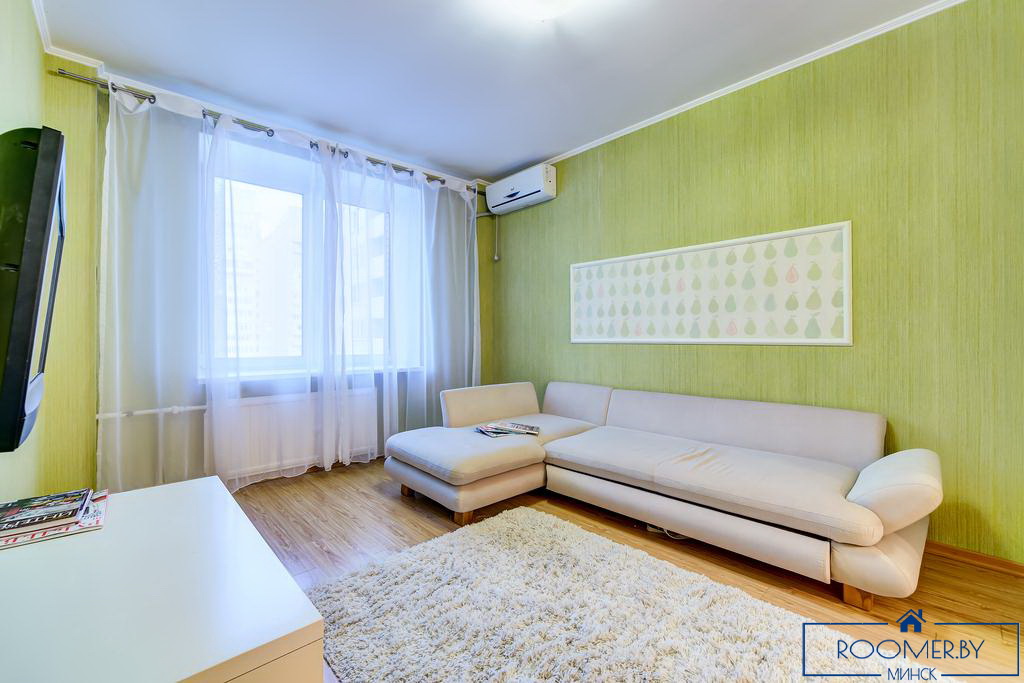 Квартира на сутки в Минске на улице Скрыганова 2 гостиная