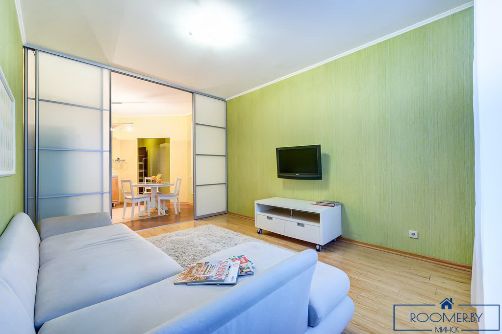 Квартира на сутки в Минске на улице Скрыганова 2 гостиная