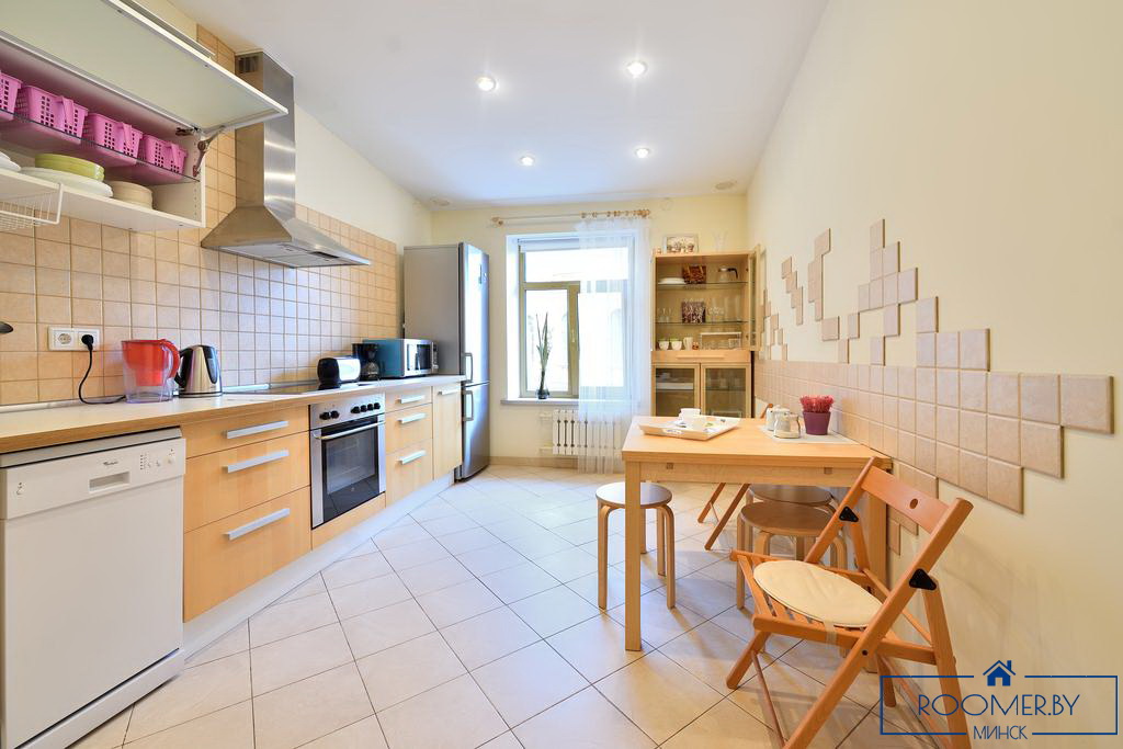 Квартира на сутки в Минске на улице Танка, 6 кухня