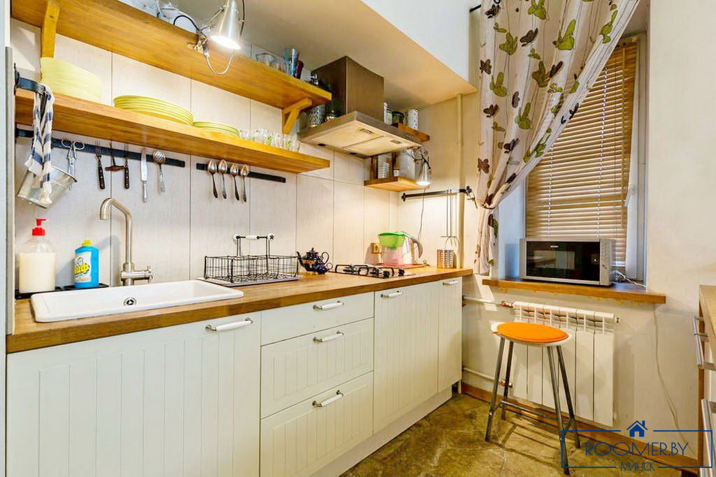 Квартира на сутки в Минске на улице Мельникайте, 12 кухня