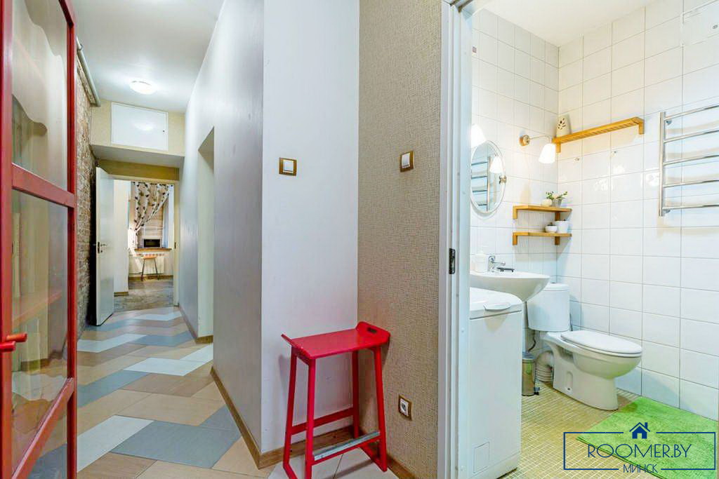 Квартира на сутки в Минске на улице Мельникайте, 12 ванная комната