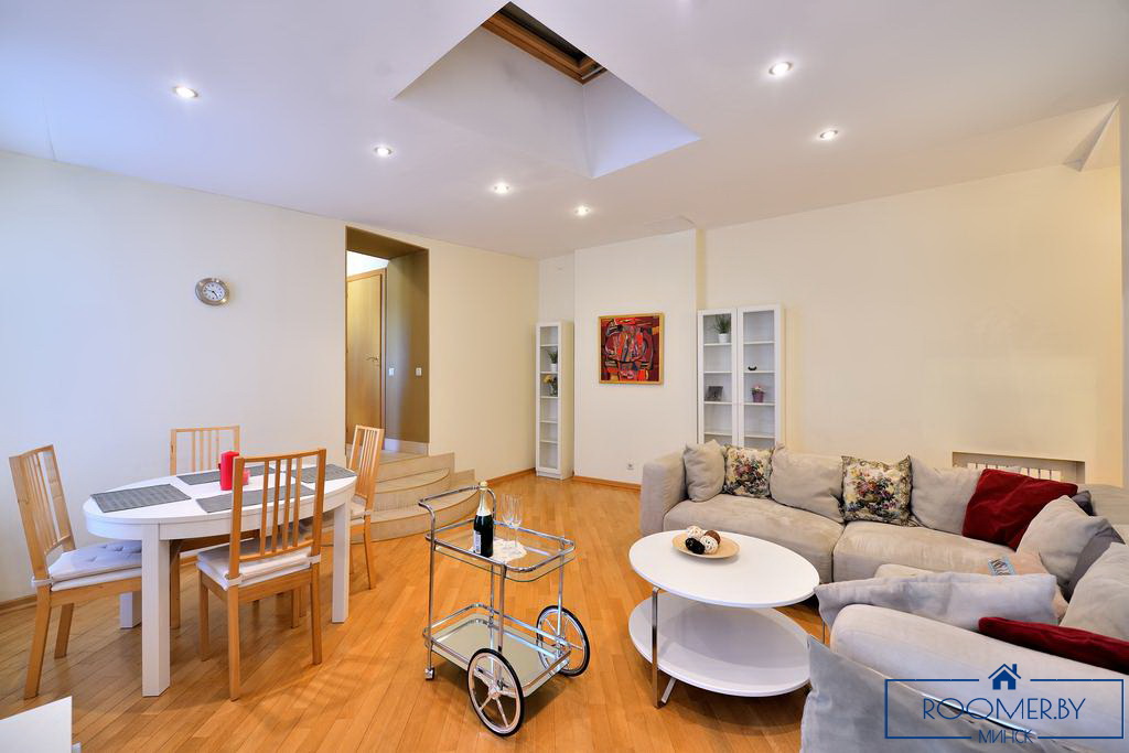 Квартира на сутки в Минске на улице Танка, 6 гостиная