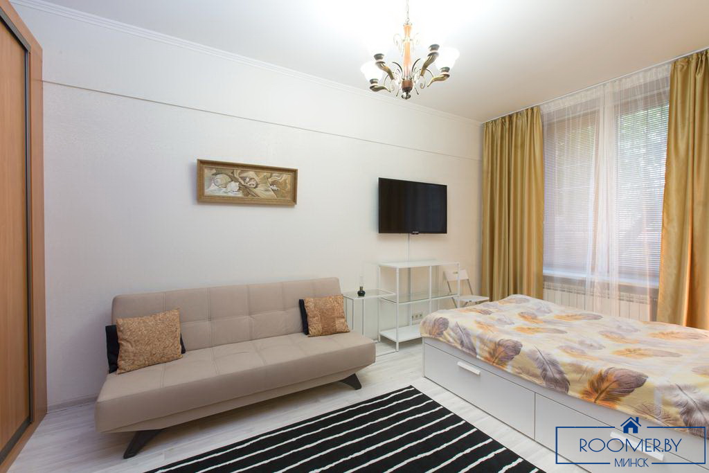 Квартира на сутки в Минске на проспекте Победителей, 57 гостиная