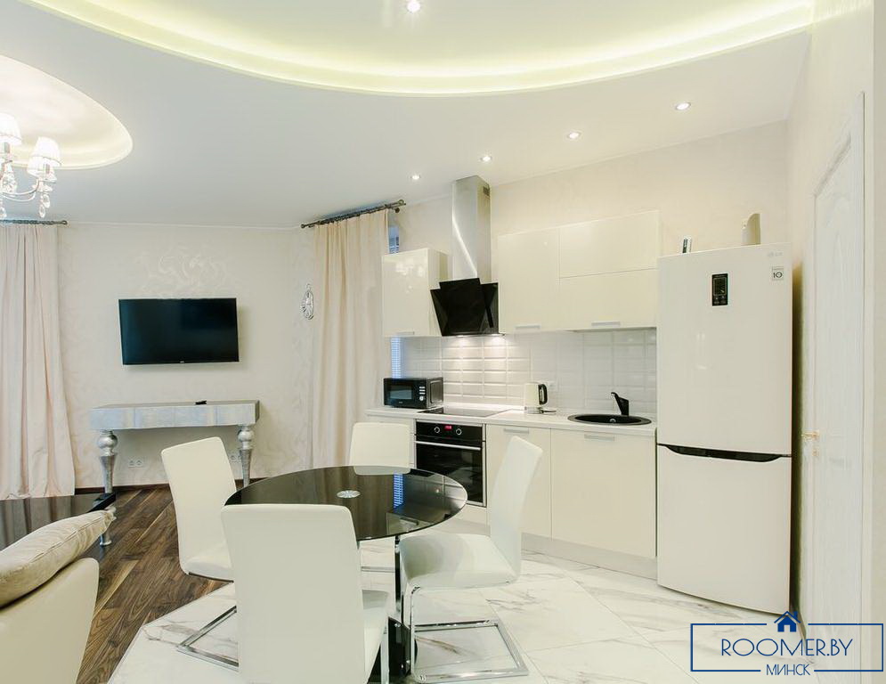 Квартира на сутки в Минске на улица Кальварийская, 16 кухня