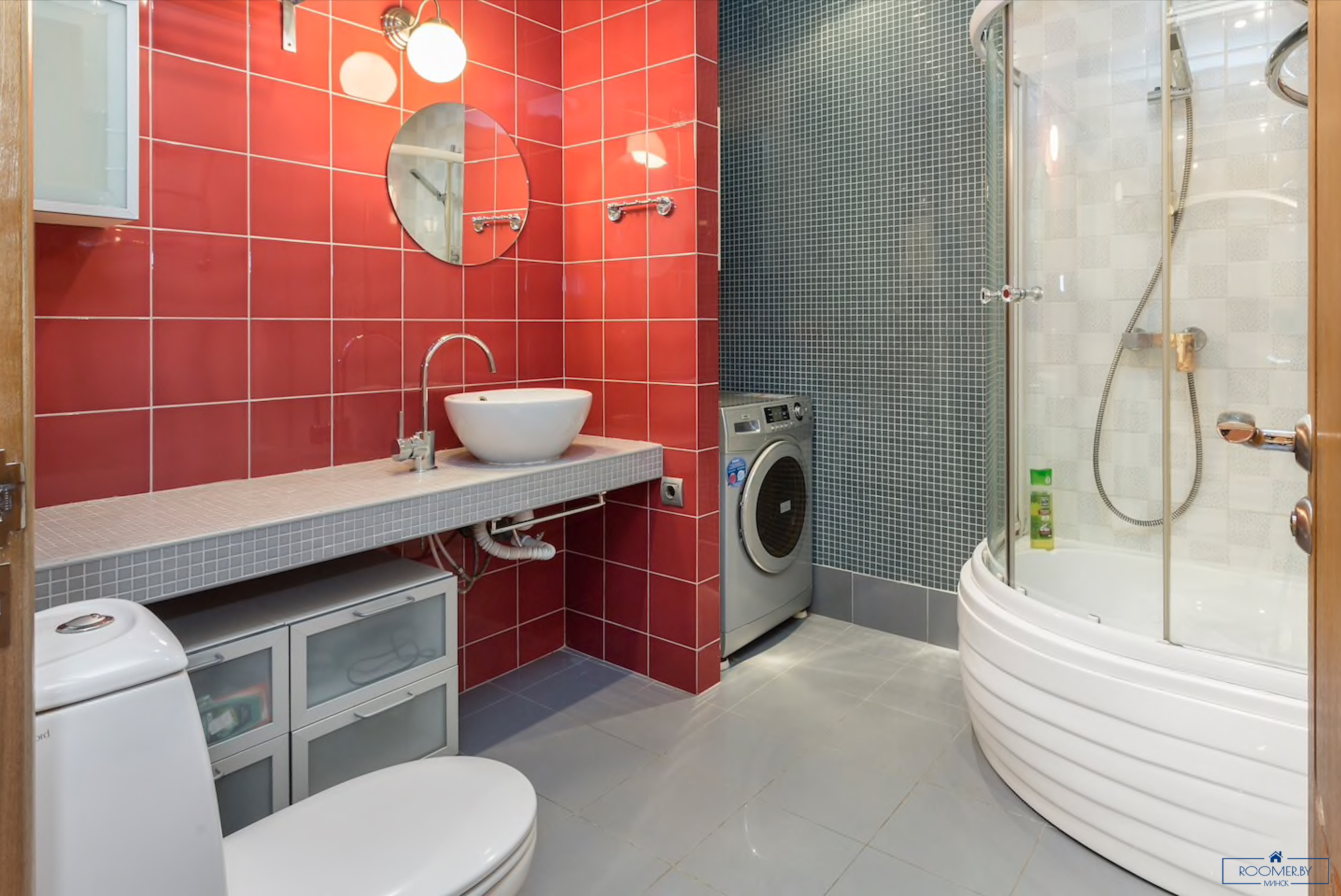 Четырехкомнатная квартира на сутки Минск Сторожевская, 8 ванна