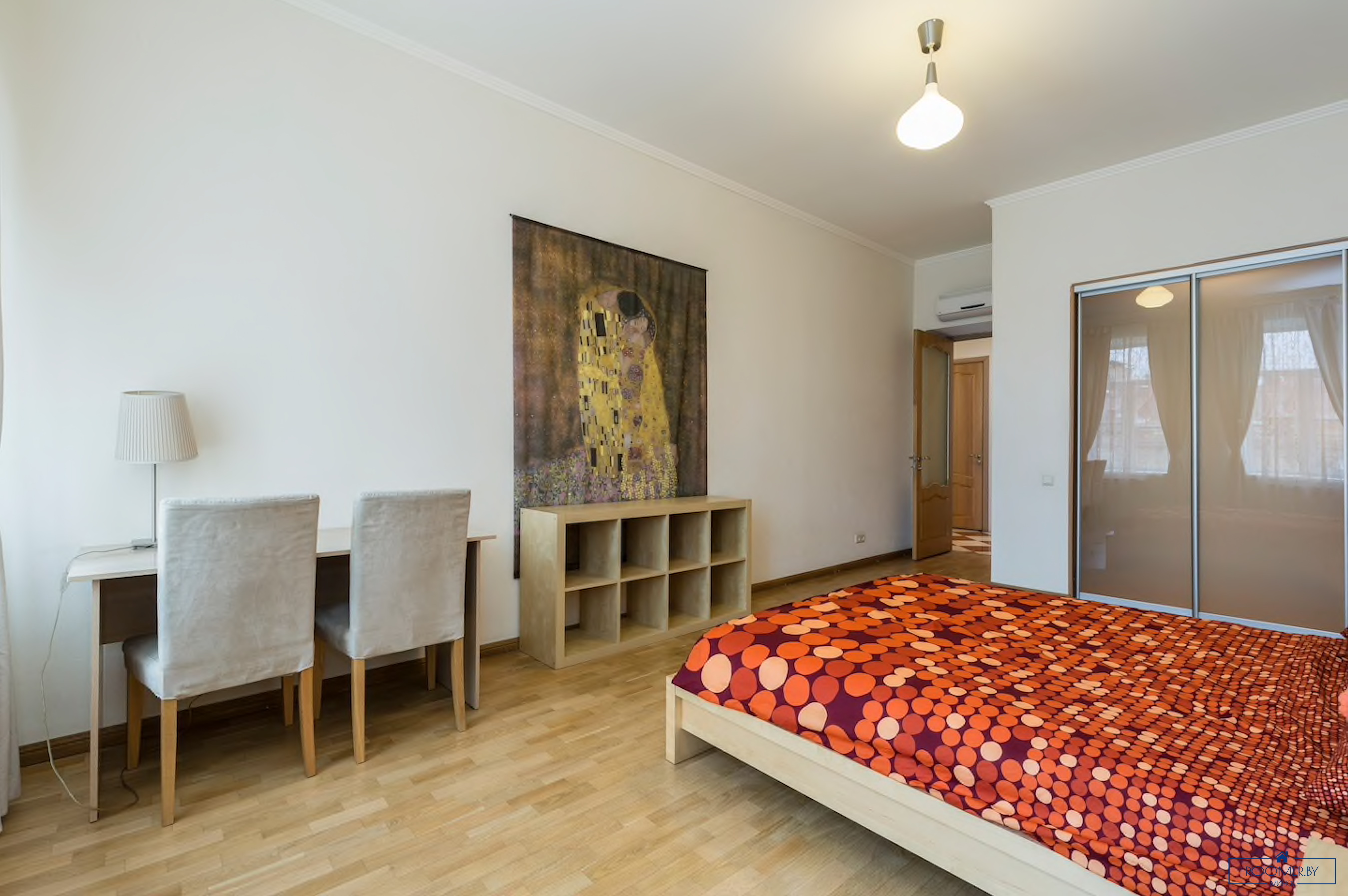 Четырехкомнатная квартира на сутки Минск Сторожевская, 8 спальня