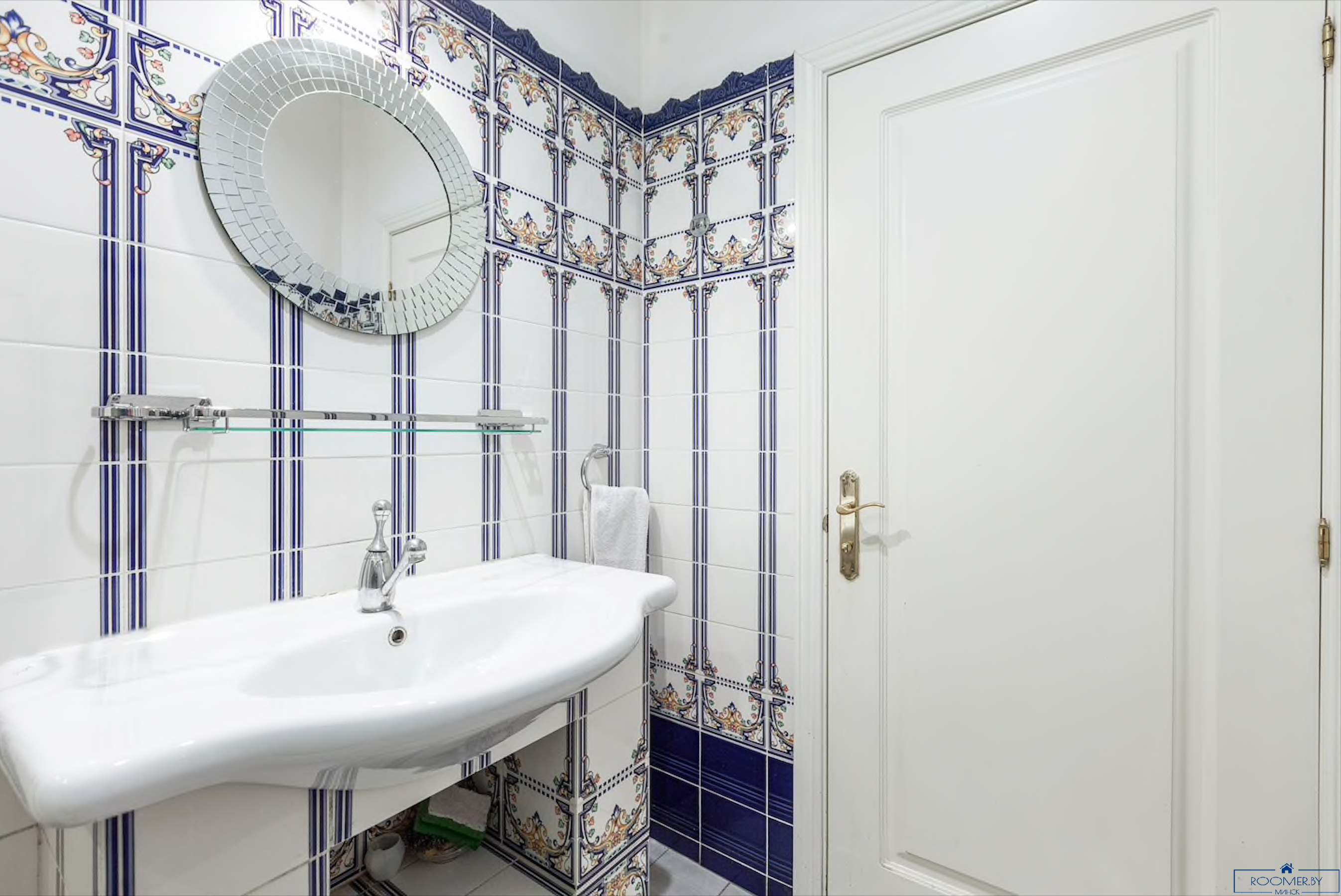 Четырехкомнатная квартира на сутки Минск Сторожевская, 8 ванна