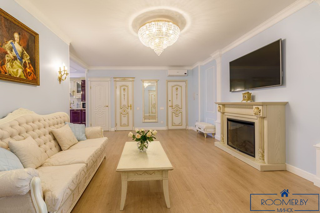 Квартира на сутки в Минске возле метро Немига гостиная