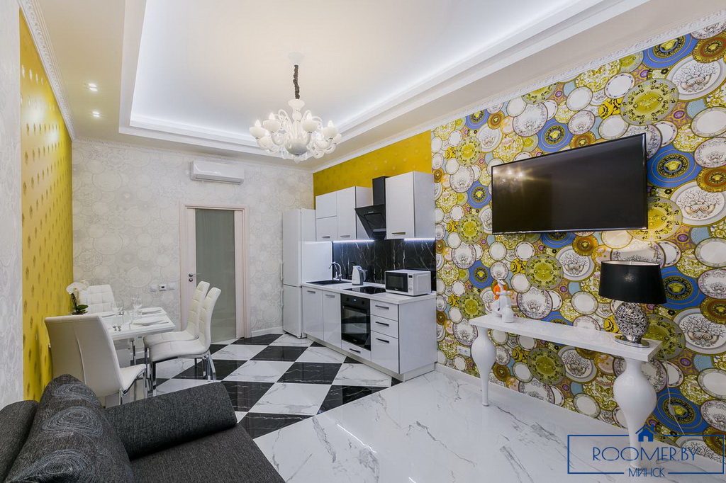 Квартира на сутки в Минске возле метро Немига гостиная