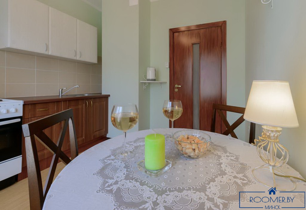 Однокомнатная квартира на сутки Минск Димитрова кухня
