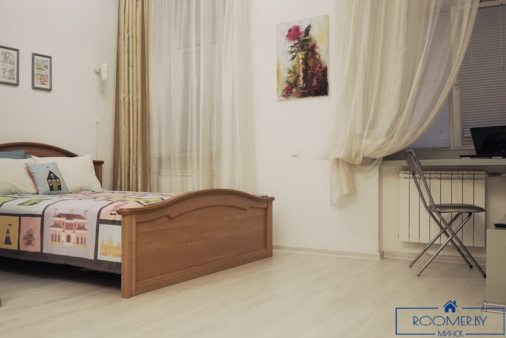 Квартира на сутки в Минске возле метро Немига спальня