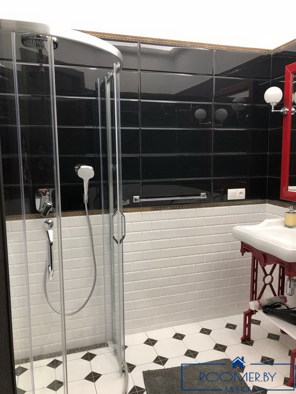 Однокомнатная квартира по адресу Ленина, 2 душевая