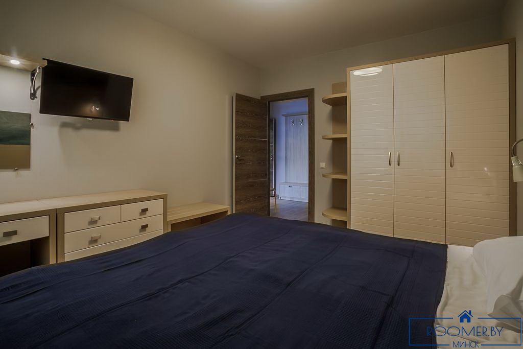 Квартира на сутки в Минске возле метро Немига спальня