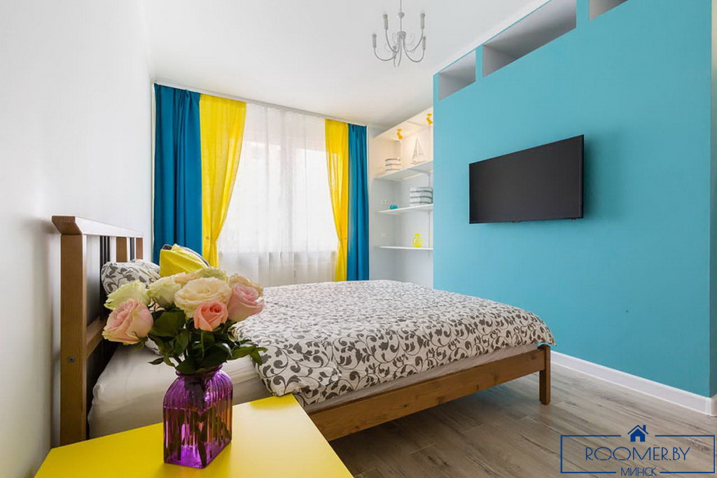 Квартира на сутки в Минске возле метро Немига спальня