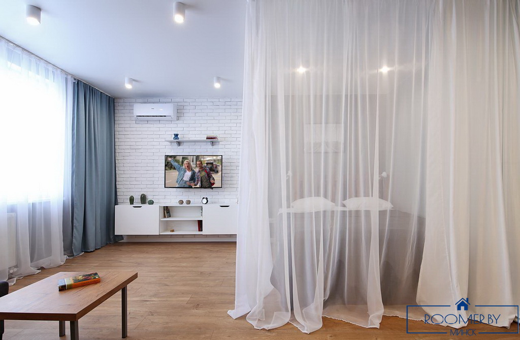 Квартира на сутки в минске по ул. Сторожевская, 8 гостиная