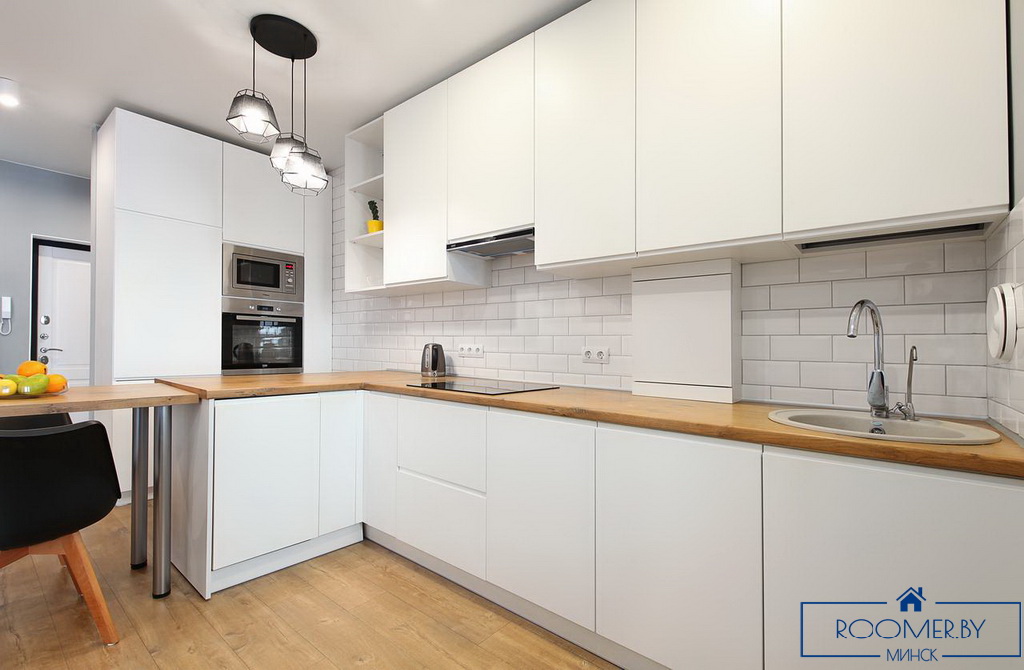 Квартира на сутки в минске по ул. Сторожевская, 8 кухня