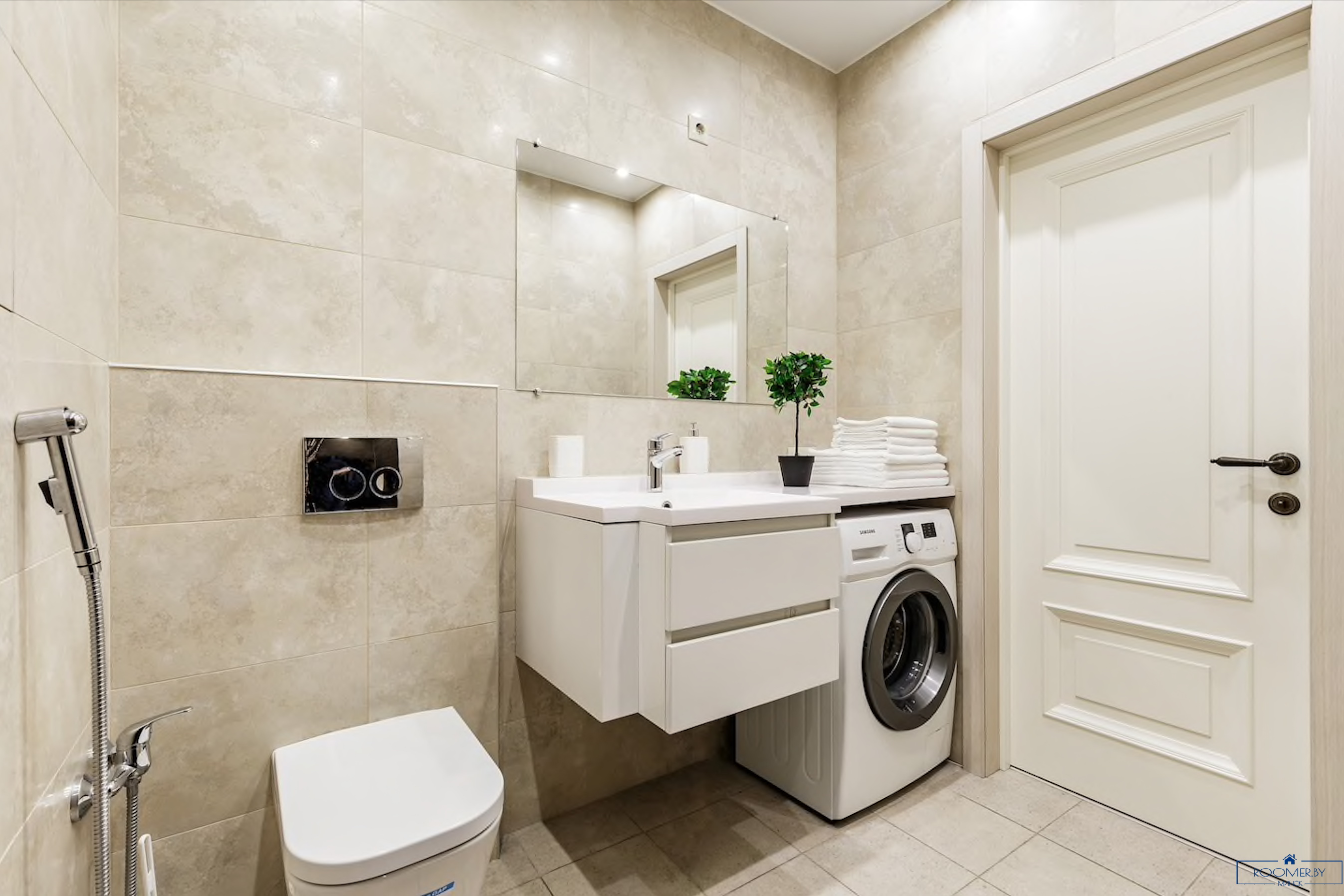 Пятикомнатная квартира на сутки Минск Сторожевская, 6 ванна