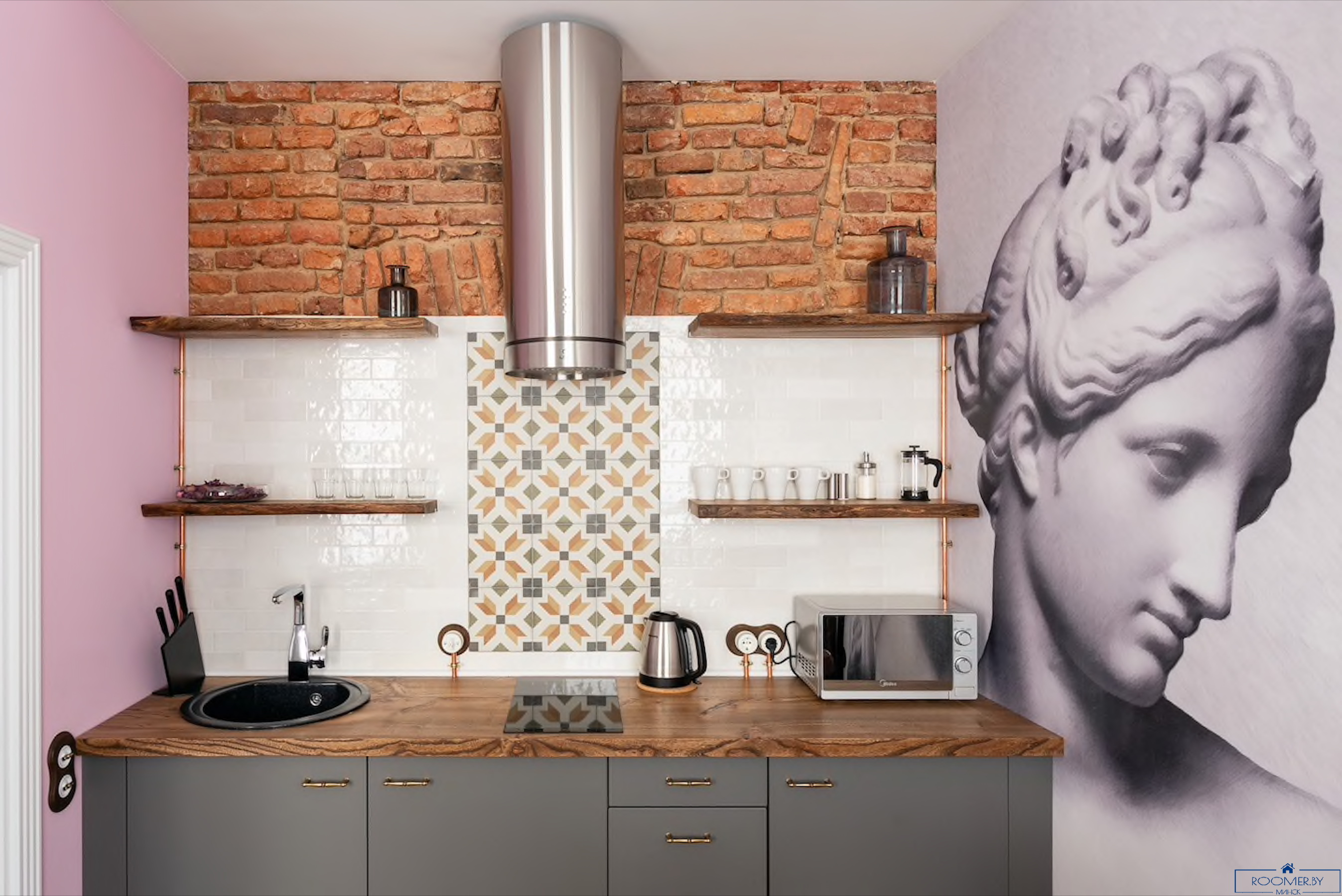 Трехкомнатная квартира на сутки Минск Сторожевская, 8 кухня