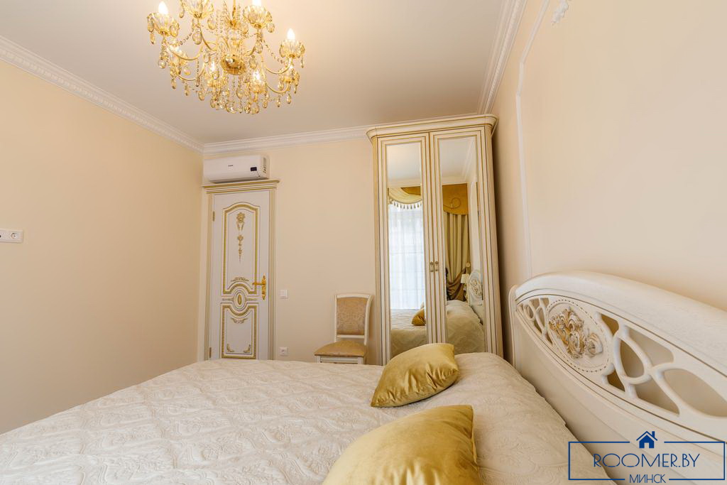 Квартира на сутки в Минске возле метро Немига спальня