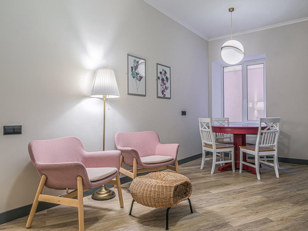 Двухкомнатная квартира на сутки в Минске Кальварийская спальня