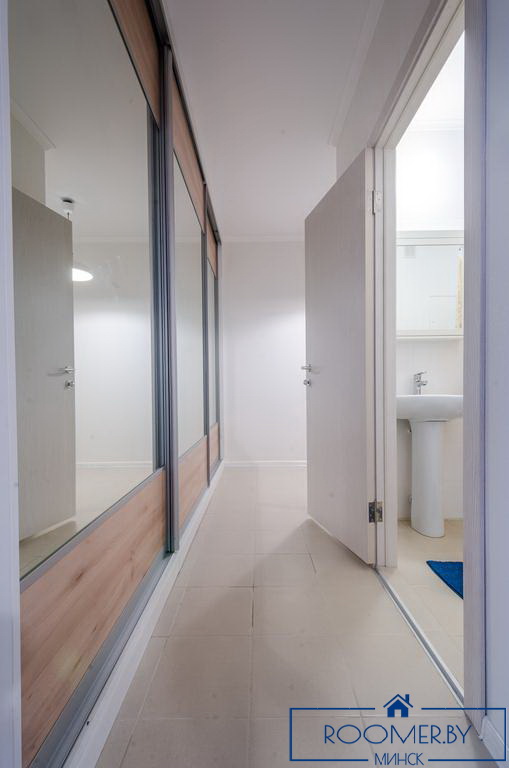 Квартира на сутки в Минске на проспекте Победителей, 43 коридор