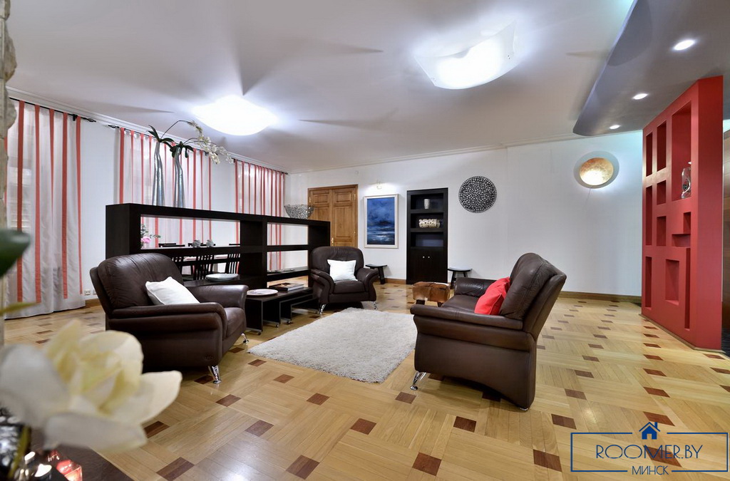 Квартира на сутки в Минске возле метро Площадь Победы гостиная