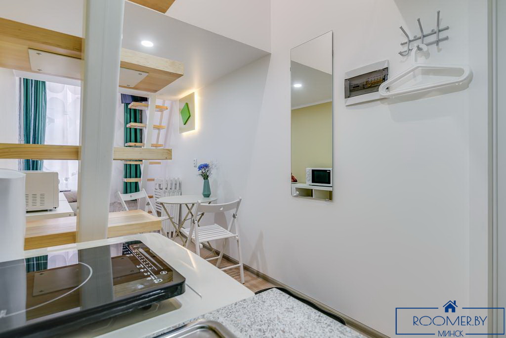 Квартира на сутки в Минске возле метро Институт Культуры прихожая