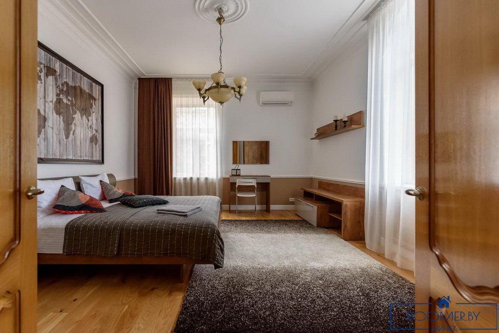 Квартира на сутки в Минске возле метро Немига спальня