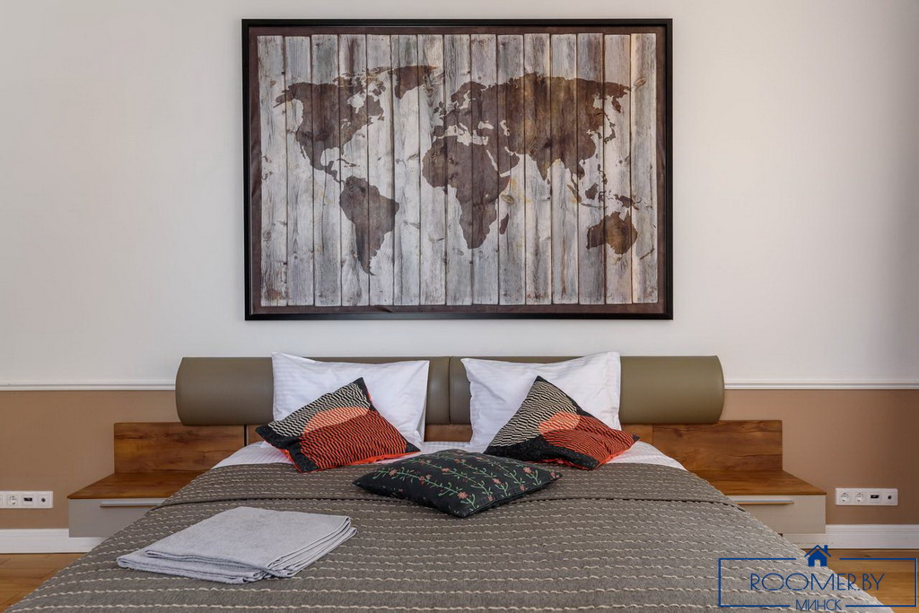 Квартира на сутки в Минске возле метро Немига спальня