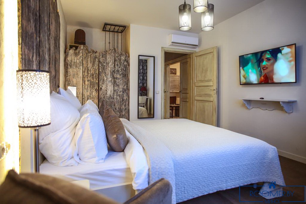 Квартира на сутки в Минске возле метро Немига спальня