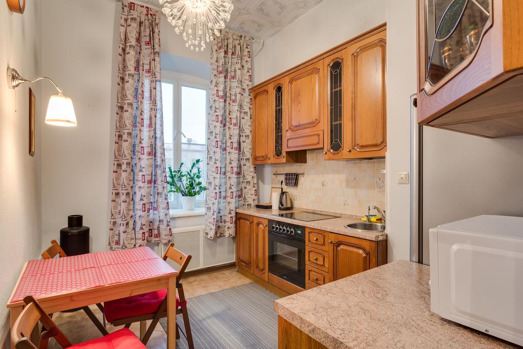 Квартира на сутки в Минске на улице Скрыганова, 4А кухня