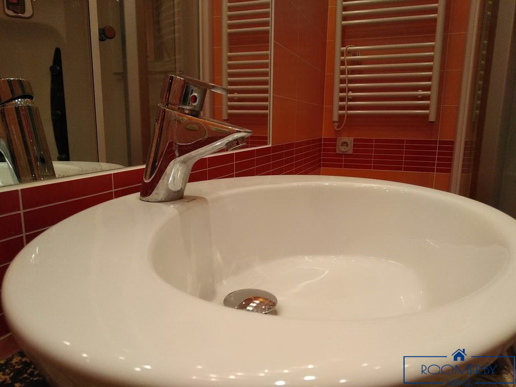 Двухкомнатная квартира на сутки Минск Полоцкой ванна