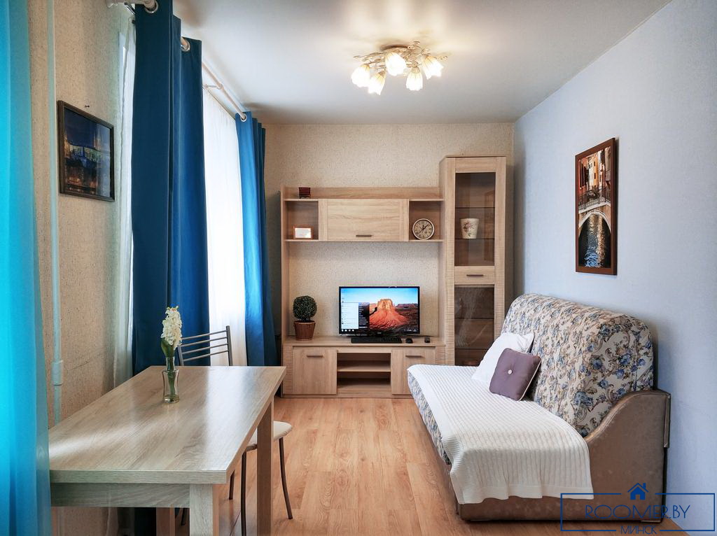 Двухкомнатная квартира на сутки в Минске на Ольшевского гостиная