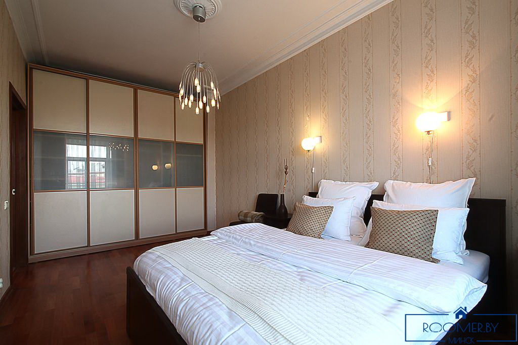 Двухкомнатная квартира на сутки в Минске на Ольшевского спальня