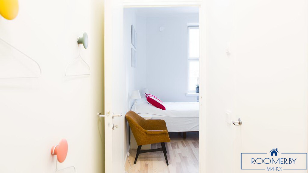 Однокомнатная квартира на сутки в Минске на Притыцкого спальня