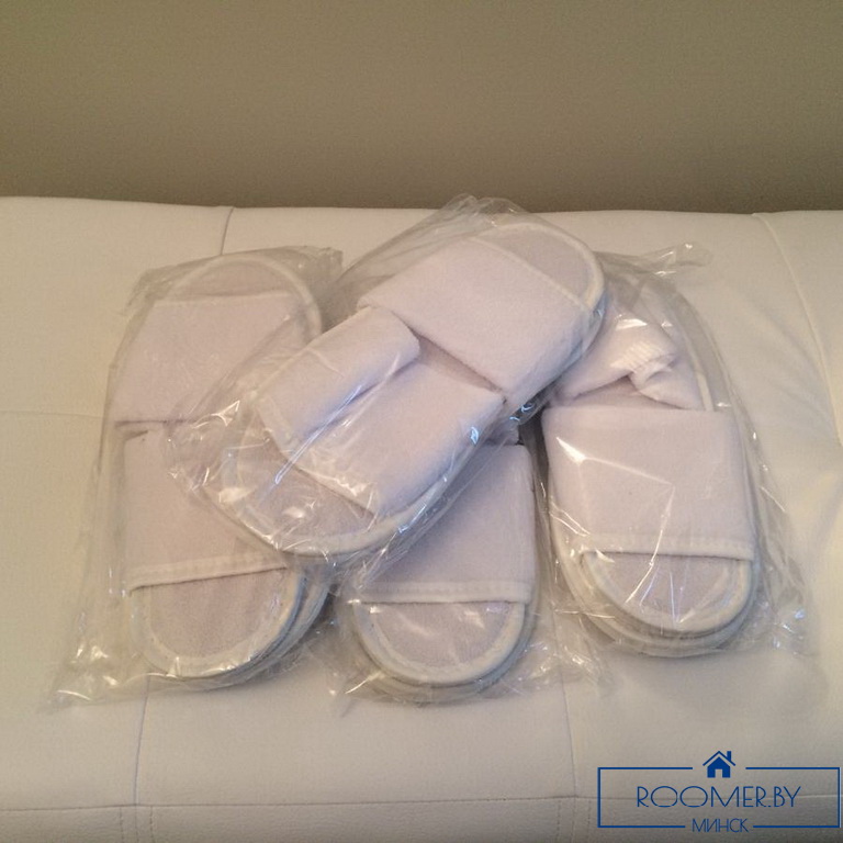 Квартира на сутки в Минске возле метро Спортивная тапочки