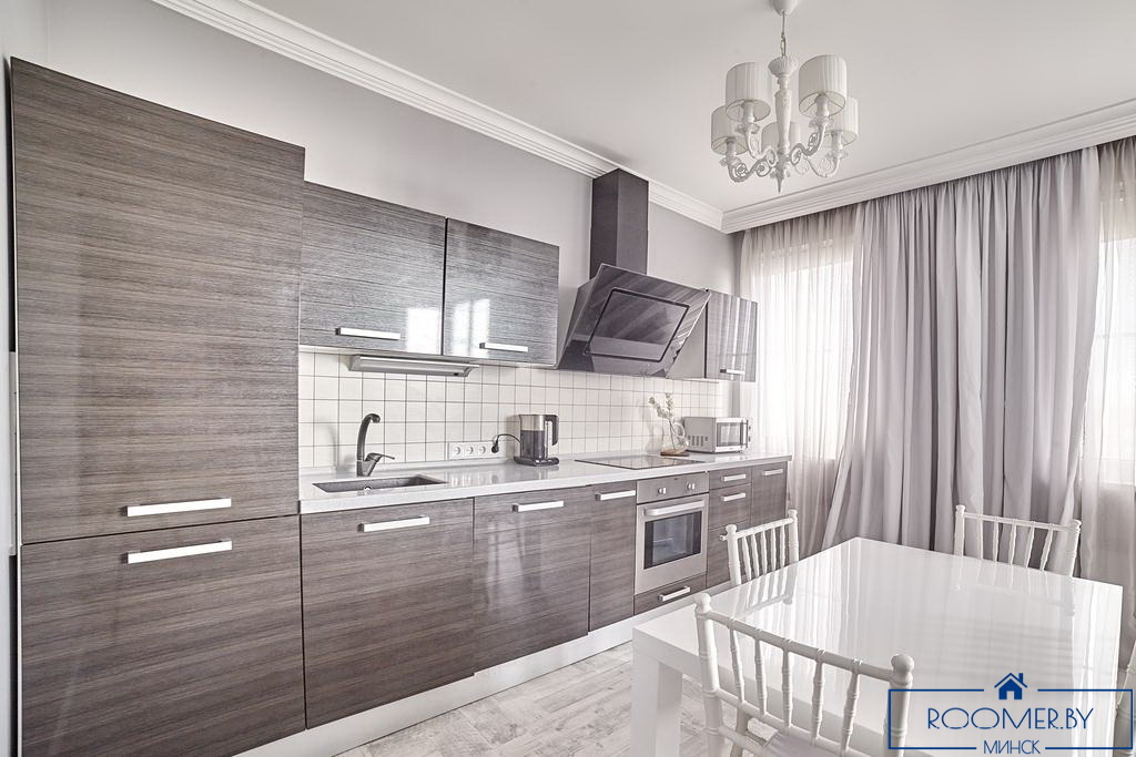 Трехкомнатная квартира на сутки Минск Полоцкой кухня