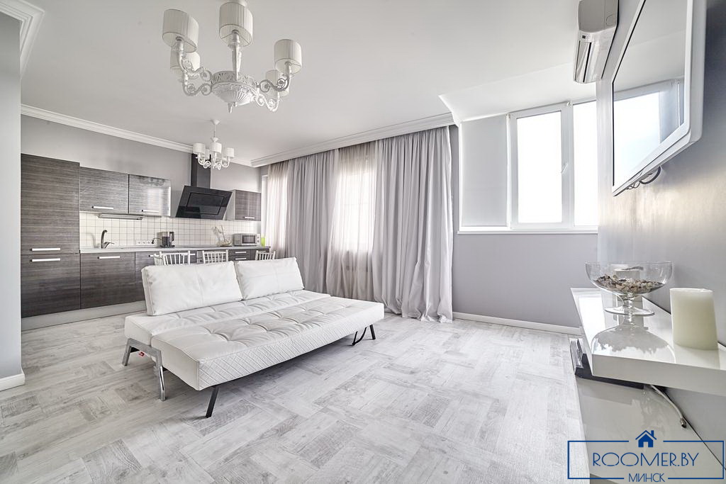 Трехкомнатная квартира на сутки Минск Полоцкой гостиная