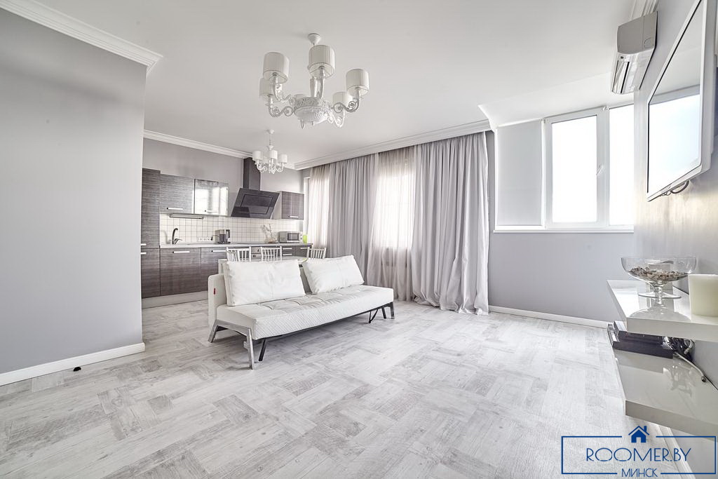 Трехкомнатная квартира на сутки Минск Полоцкой гостиная