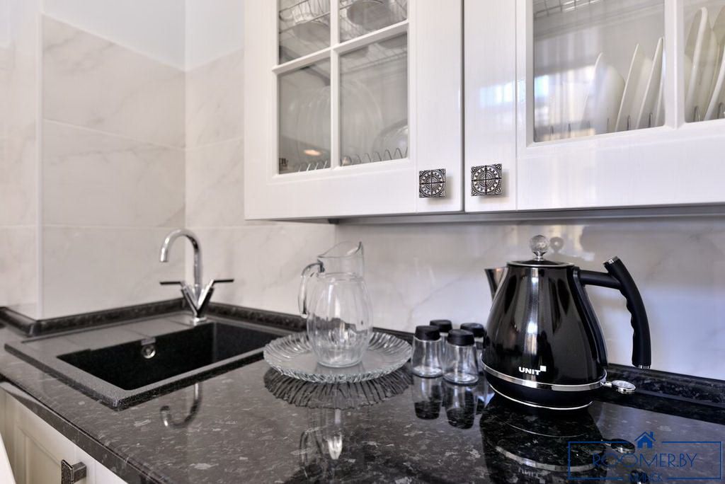 Квартира на сутки в Минске на улице Скрыганова, 4А кухня