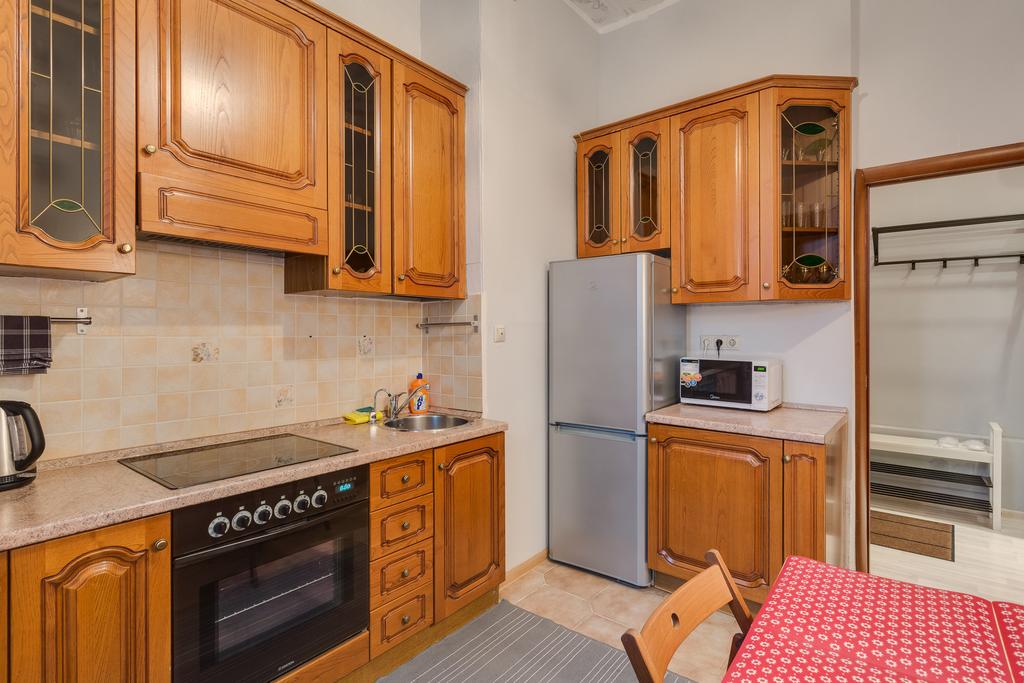 Квартира на сутки в Минске на улице Скрыганова, 4А кухня