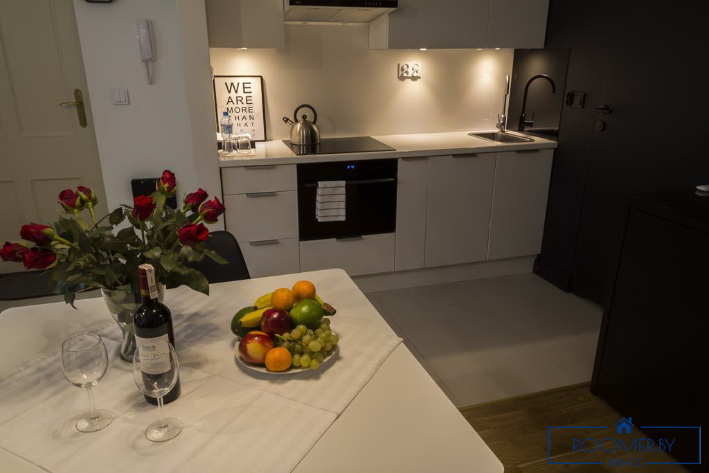 Квартира на сутки в Минске на улице Скрыганова, 4Д кухня