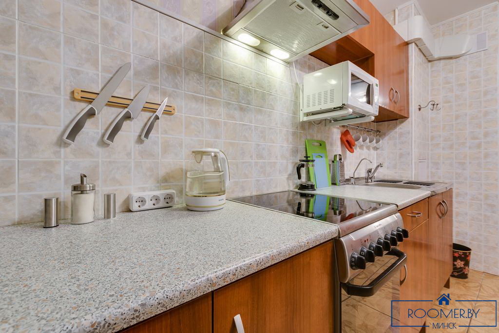 Квартира на сутки в Минске на улице Скрыганова, 16 кухня