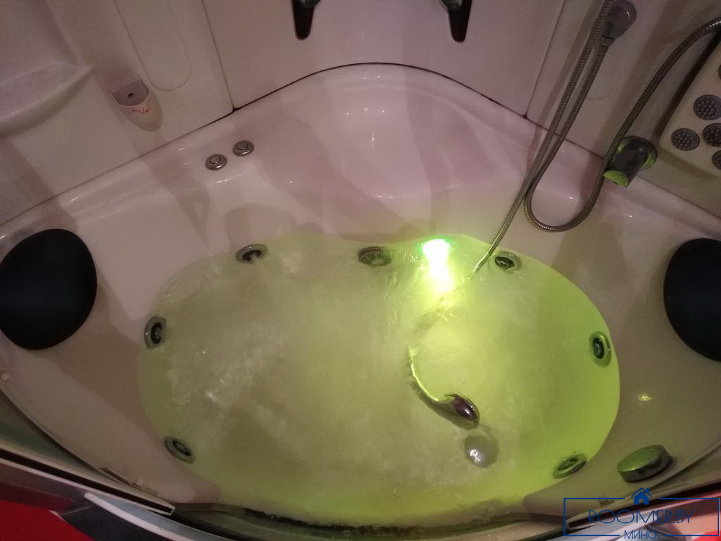 Двухкомнатная квартира на сутки Минск Полоцкой ванна