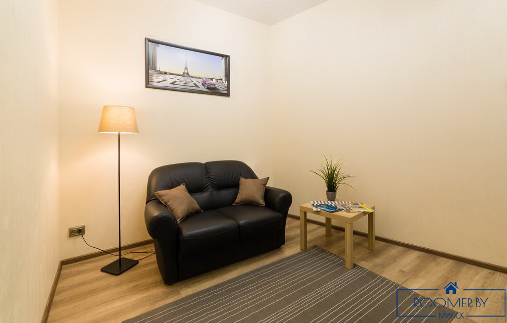 Двухкомнатная квартира на сутки в Минске на Ольшевского гостиная