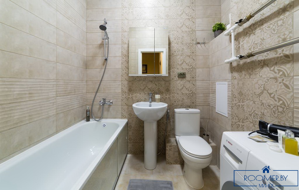 Двухкомнатная квартира на сутки в Минске на Ольшевского ванна