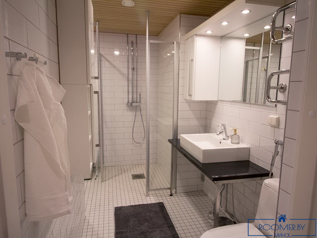 Двухкомнатная квартира на сутки в Минске на Притыцкого ванна