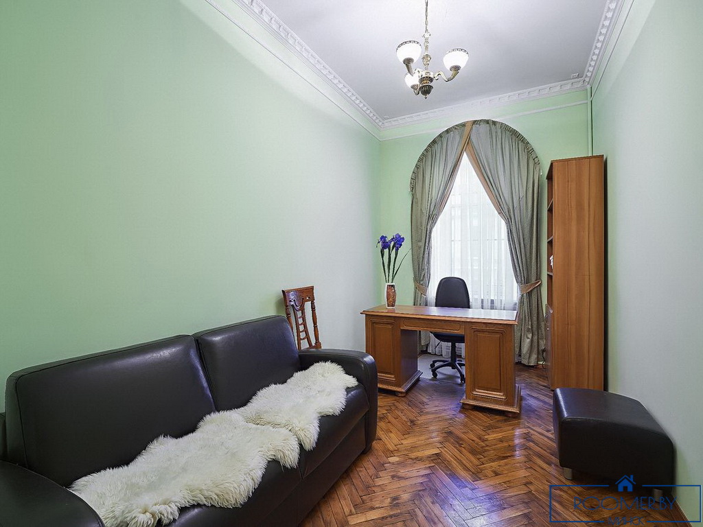 Квартира на сутки в Минске возле метро Площадь Ленина спальня